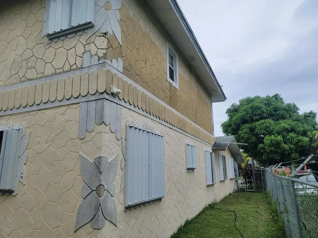 Pine Forest, West Grand B Grand Bahama Freeport BS