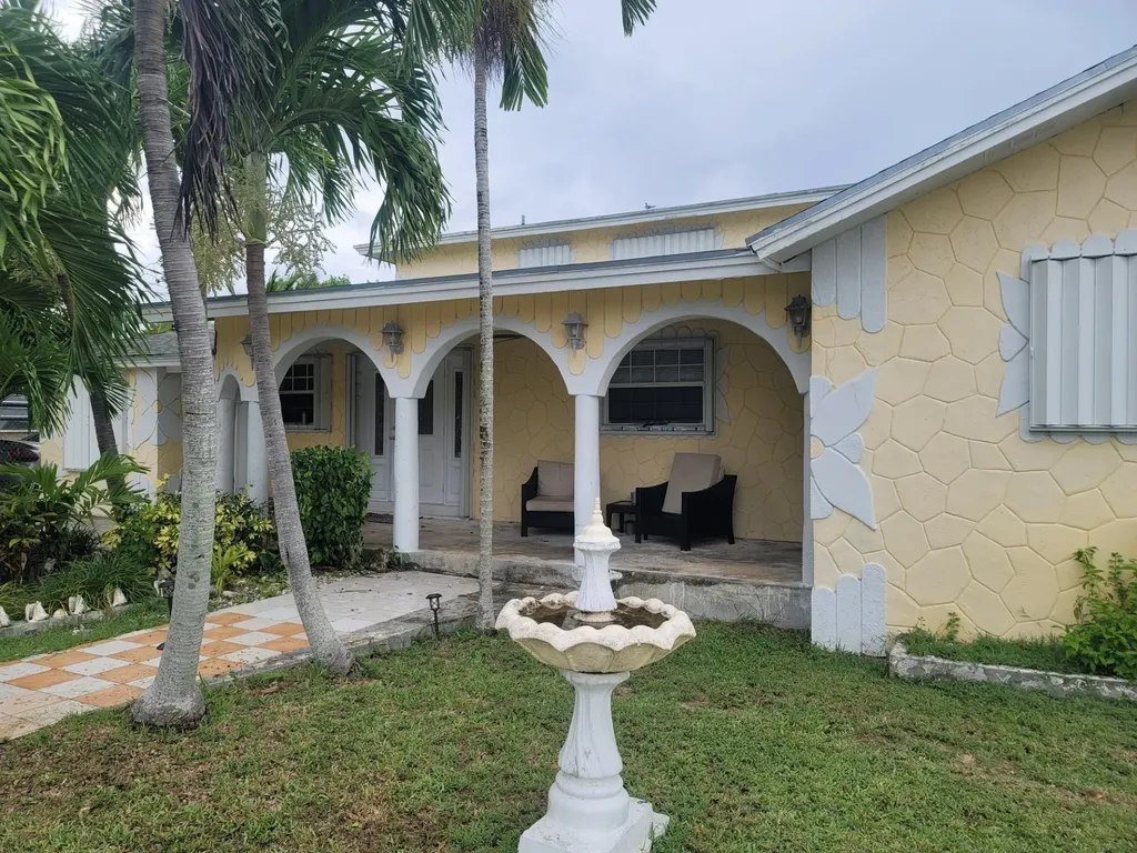 Pine Forest, West Grand B Grand Bahama Freeport BS