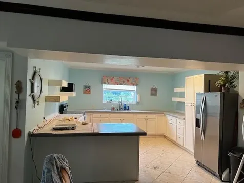 Pine Forest, West Grand B Grand Bahama Freeport BS