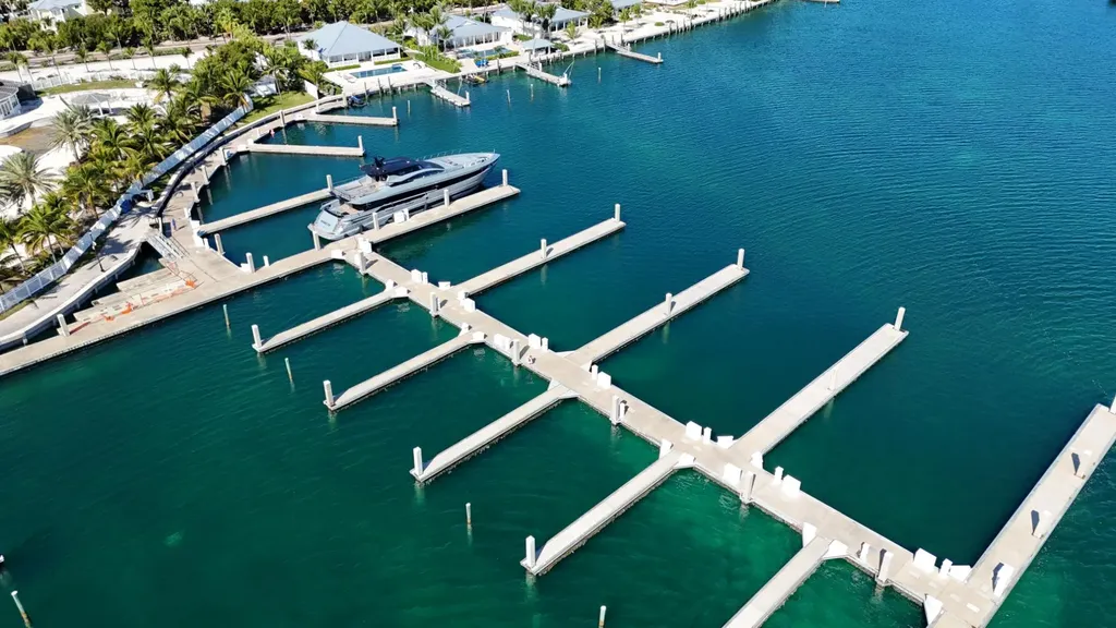 Bimini Bay Mega Marina Bimini BS