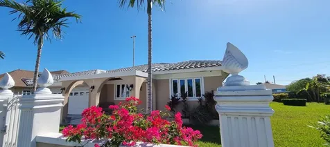 Sea Breeze Estates New Providence Paradise Island BS