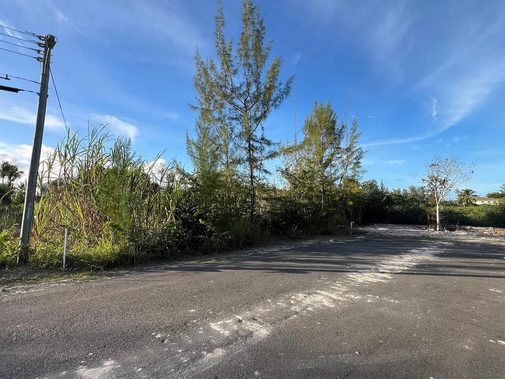 Lot A Twin Lakes Addition New Providence Paradise Island BS