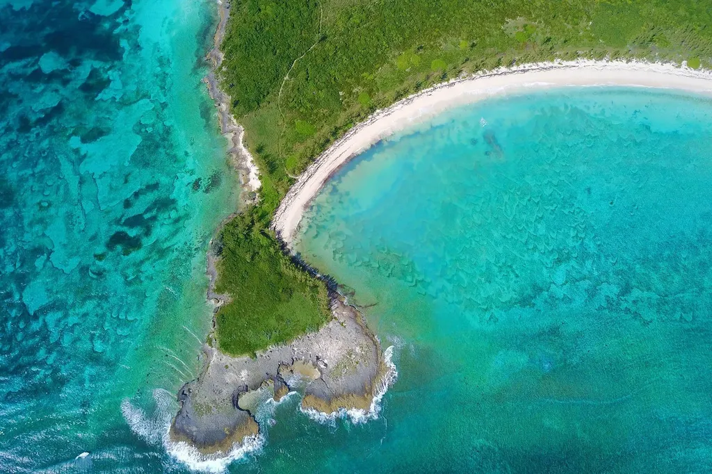 278 Acres South Schooner Abaco BS