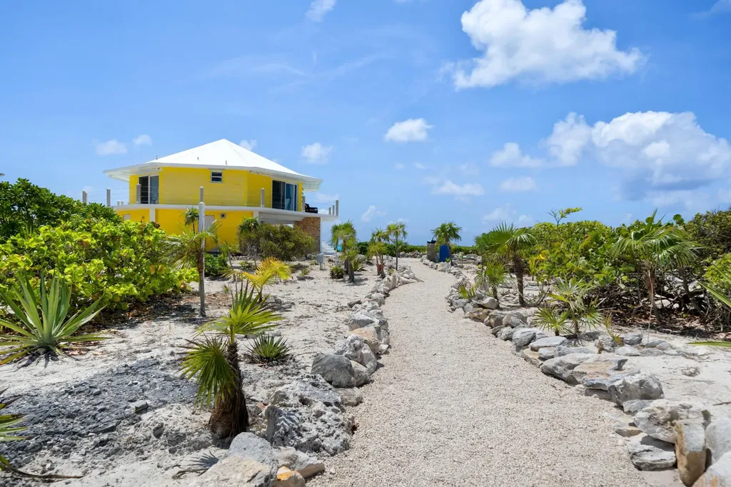 Serendipity San Salvador BS