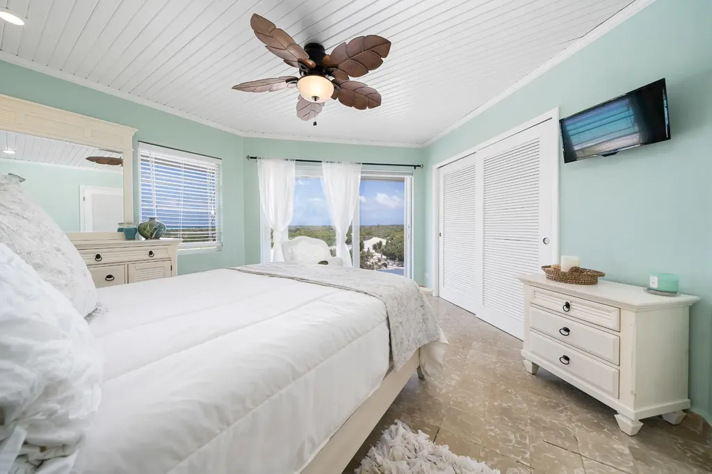 Serendipity San Salvador BS