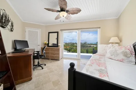 Serendipity San Salvador BS