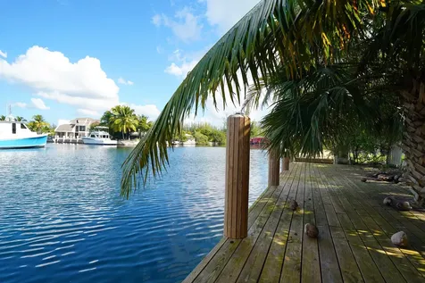 Coral Boulevard New Providence Paradise Island BS