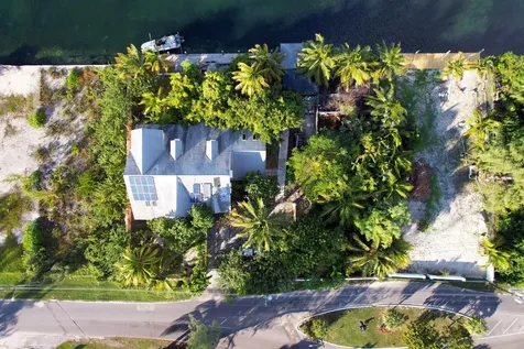 Ranfurly Drive New Providence Paradise Island BS