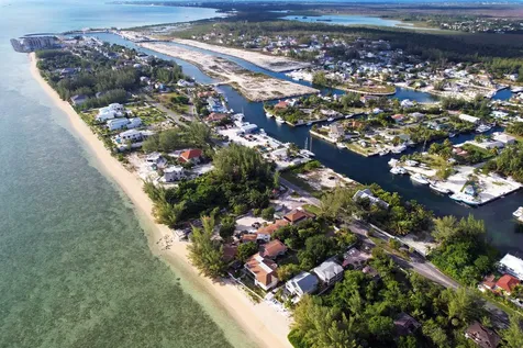 Ranfurly Drive New Providence Paradise Island BS