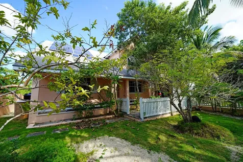 Coral Boulevard New Providence Paradise Island BS