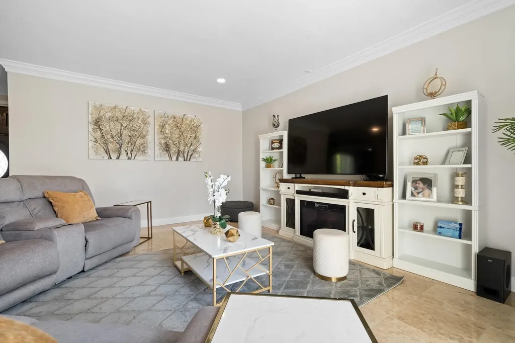 Cornish Home Abaco BS