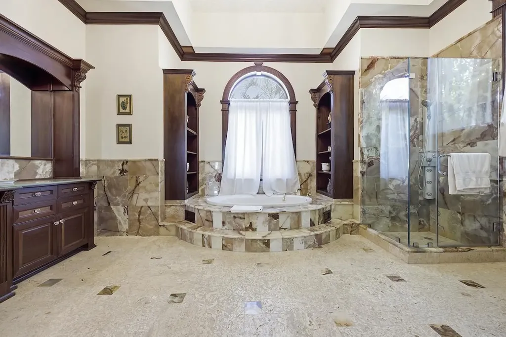 64 Ocean Club Estates New Providence Paradise Island BS