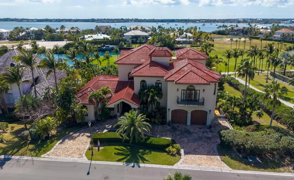 64 Ocean Club Estates New Providence Paradise Island BS