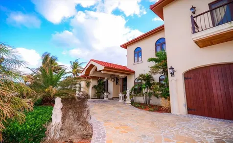 64 Ocean Club Estates New Providence Paradise Island BS