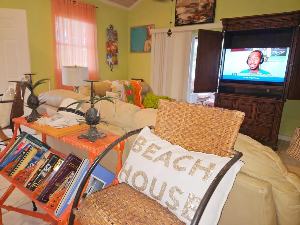 Morgan's Drive Andros BS