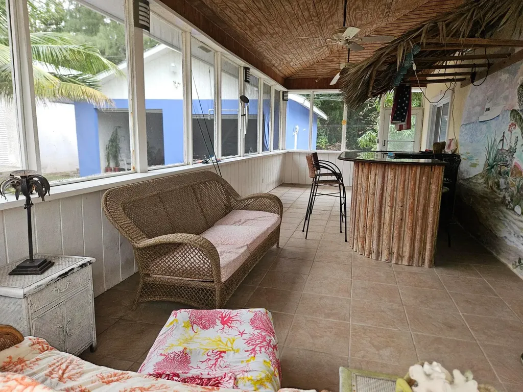 Morgan's Drive Andros BS