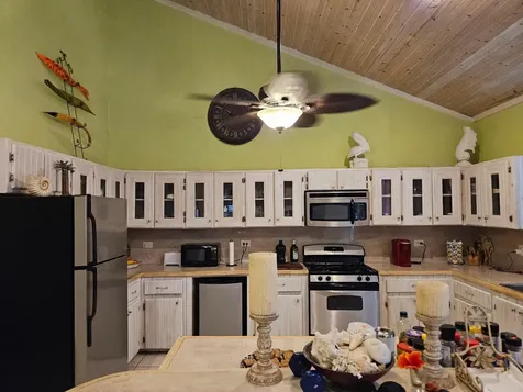 Morgan's Drive Andros BS