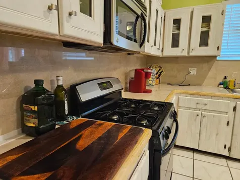 Morgan's Drive Andros BS