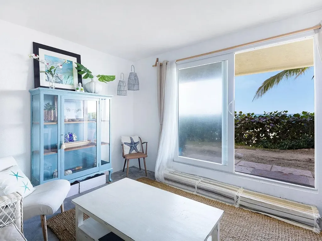 Columbus Cove New Providence Paradise Island BS