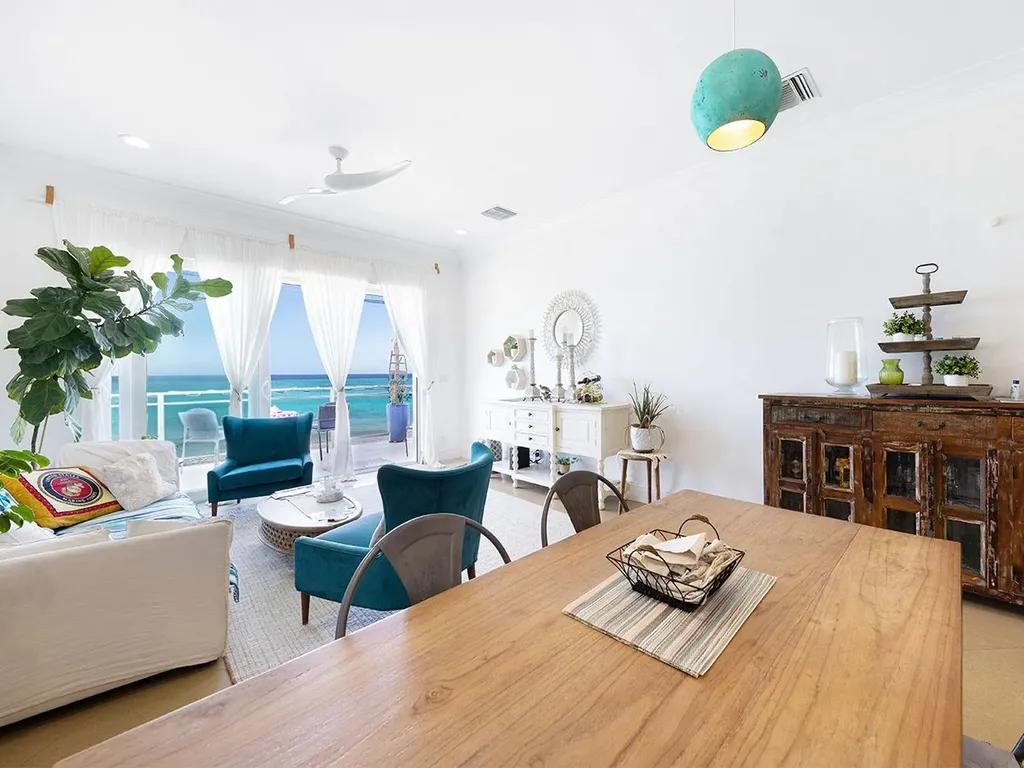 Columbus Cove New Providence Paradise Island BS