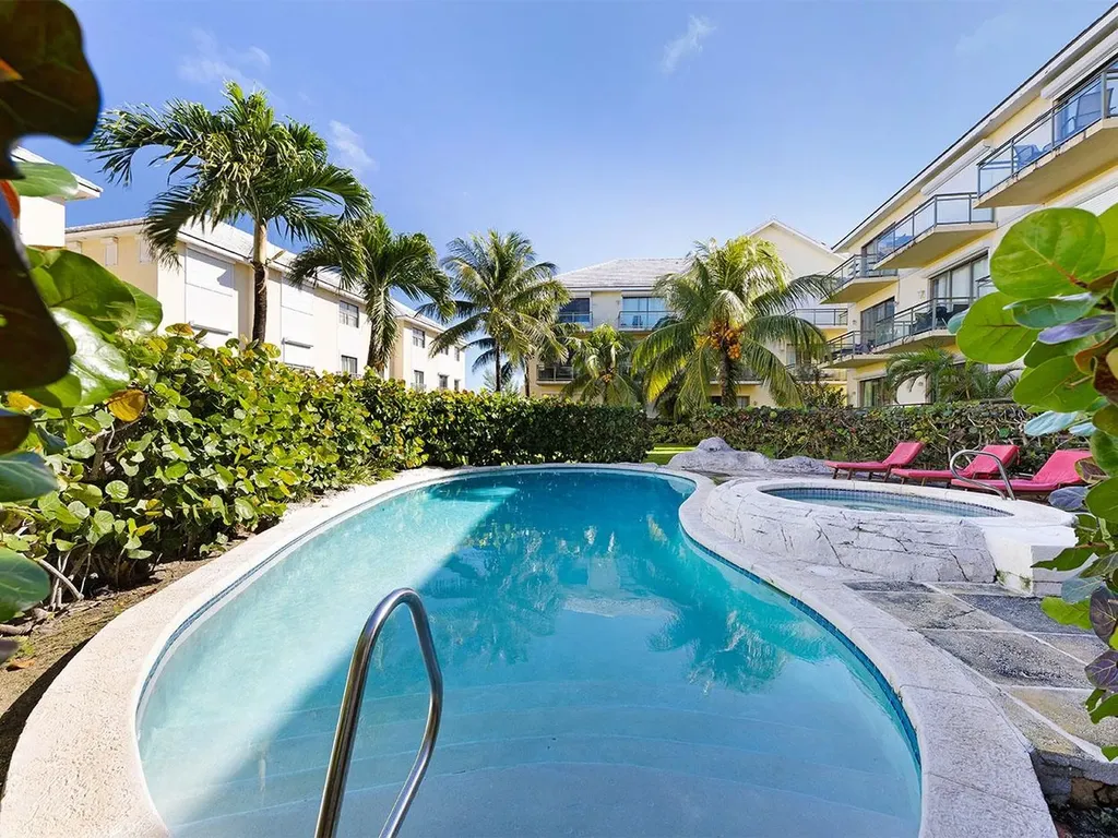 Columbus Cove New Providence Paradise Island BS