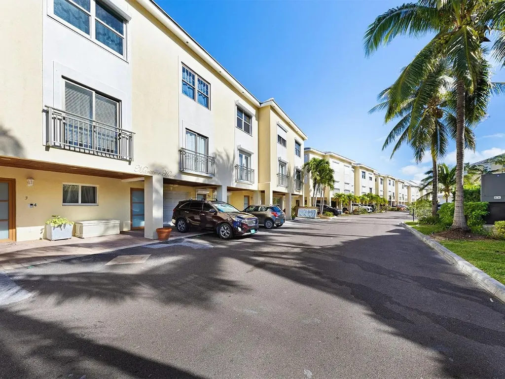 Columbus Cove New Providence Paradise Island BS