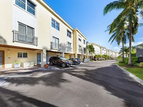 Columbus Cove New Providence Paradise Island BS