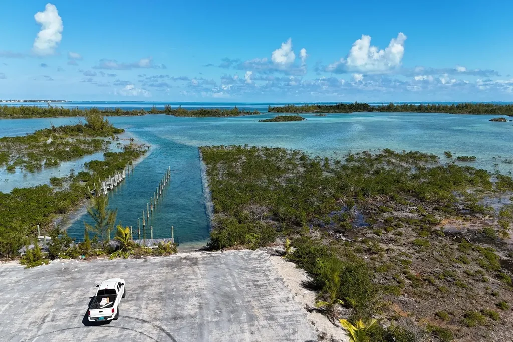 Turtle Cove, The Landing 11 Abaco BS