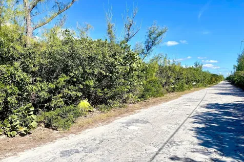 Lot 10 Block 52 Section D Eleuthera BS