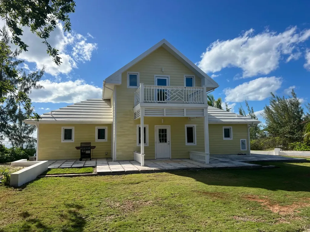 Queen's Highway Eleuthera BS