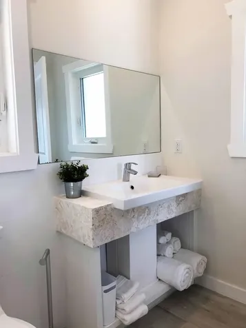 Queen's Highway Eleuthera BS