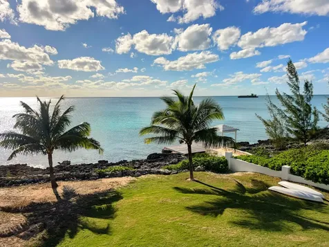 Queen's Highway Eleuthera BS