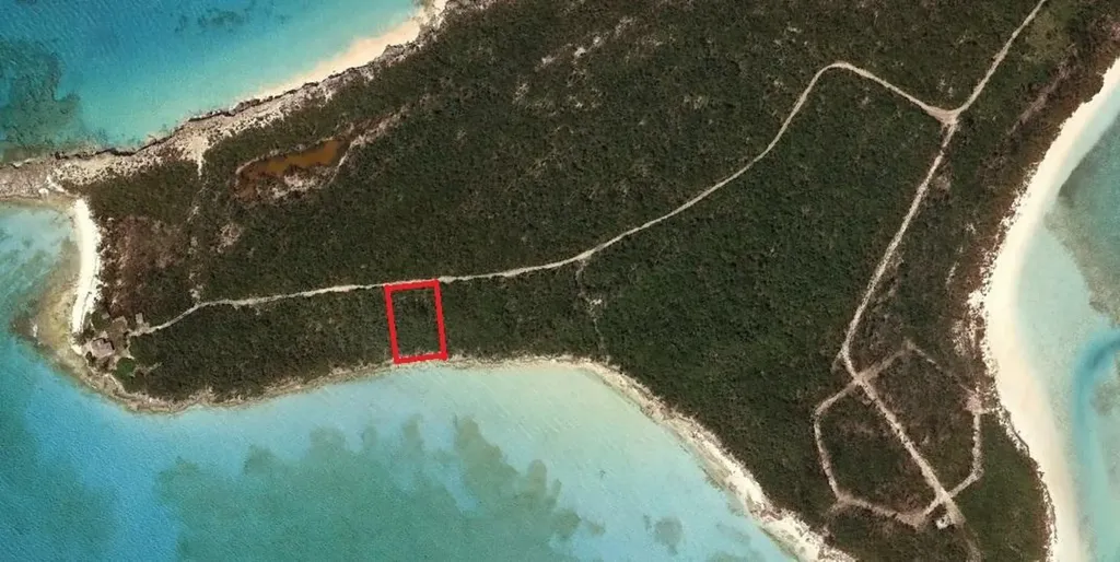 North Crown Cay Long Island BS