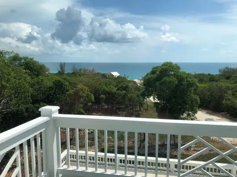 Queen's Highway 2 Eleuthera BS