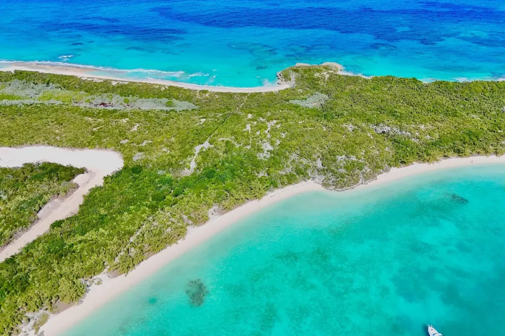 3 Acres Beachfront Stocki Exuma BS