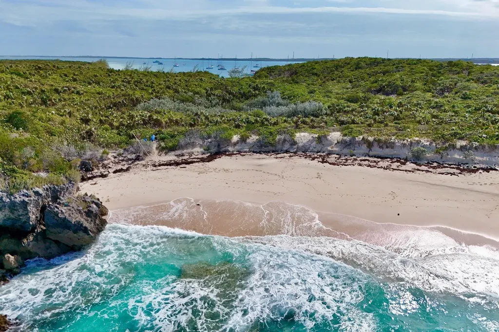 3 Acres Beachfront Stocki Exuma BS