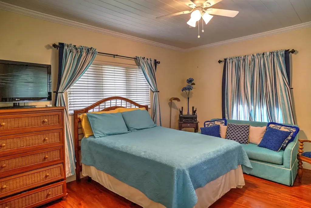 Dick's Point 17 New Providence Paradise Island BS