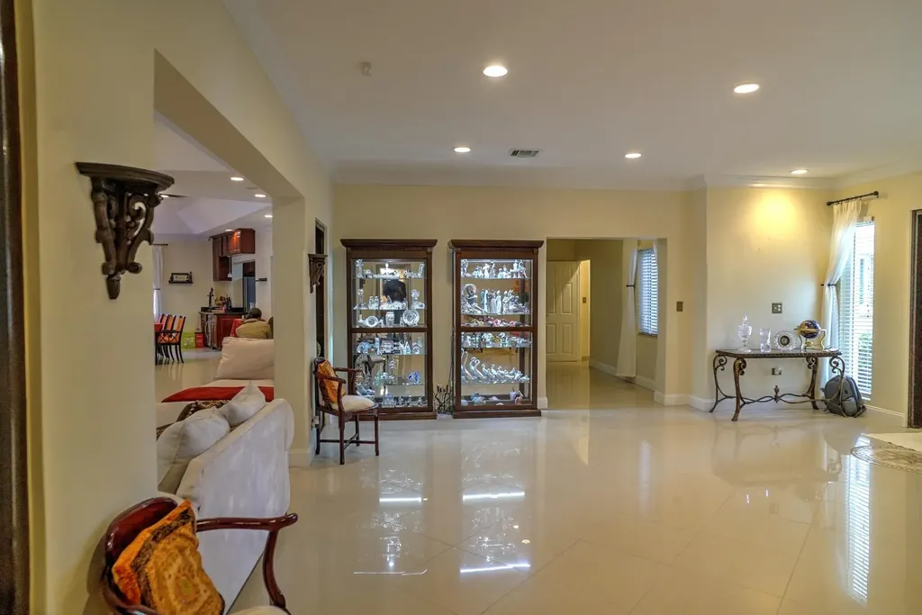 Dick's Point 17 New Providence Paradise Island BS