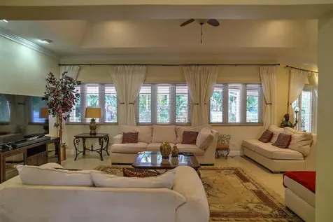 Dick's Point 17 New Providence Paradise Island BS