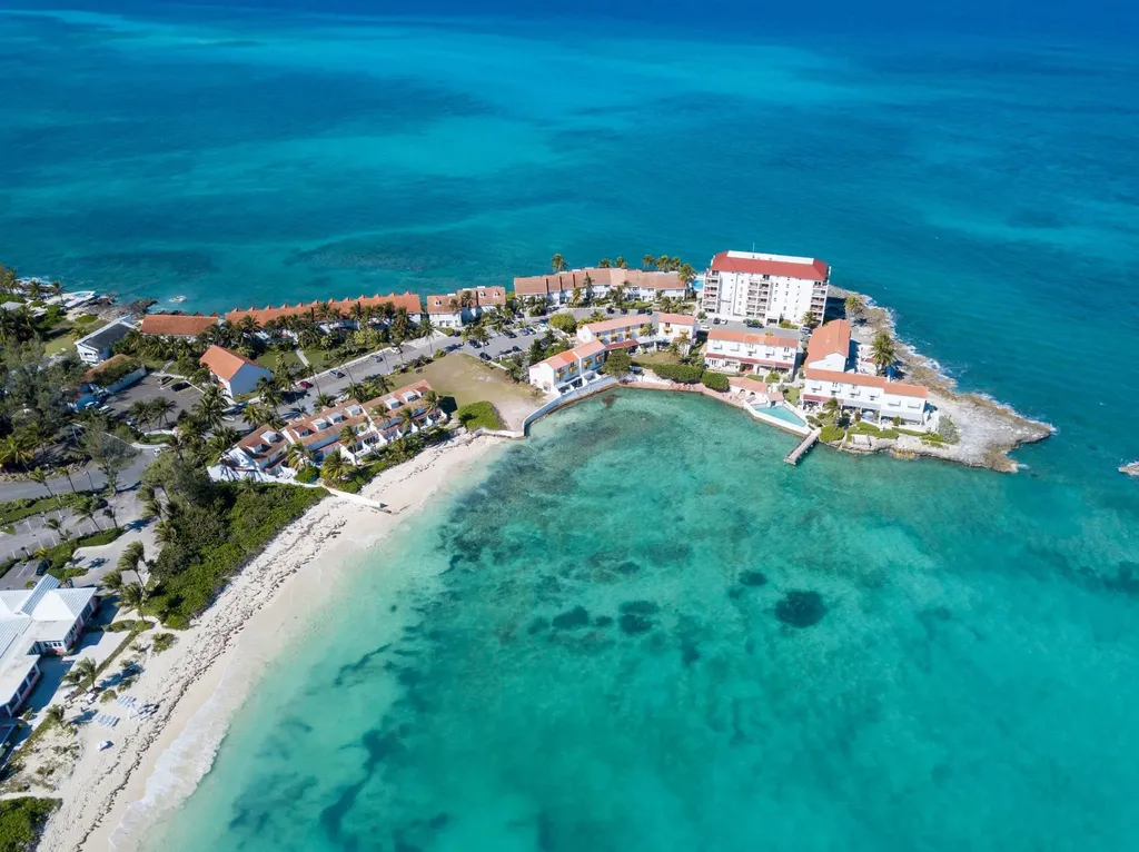 Delaporte Point New Providence Paradise Island BS