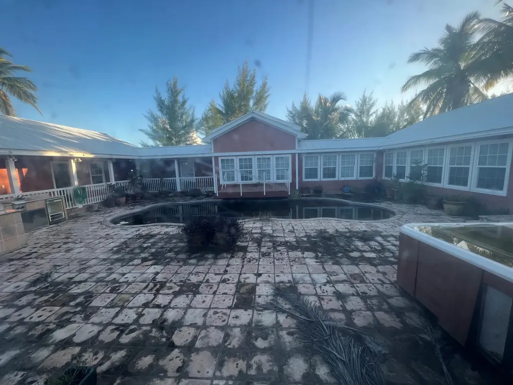 Harbour View Home 39-40 Abaco BS
