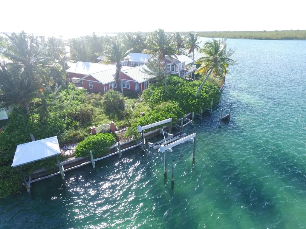 Harbour View Home 39-40 Abaco BS