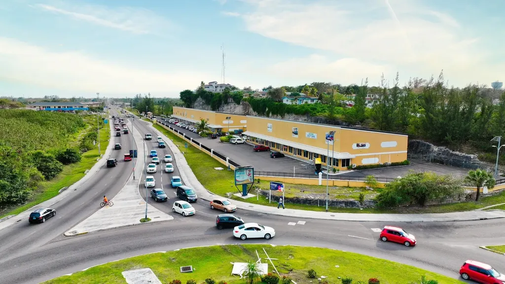 Independence Highway And East B New Providence Paradise Island BS