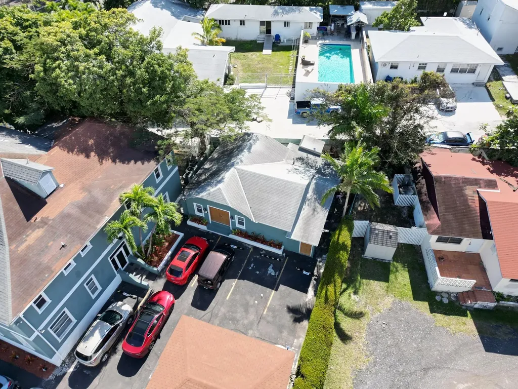 Village Road, Bldg 2, Halsbury Commercial Centre 10 New Providence Paradise Island BS