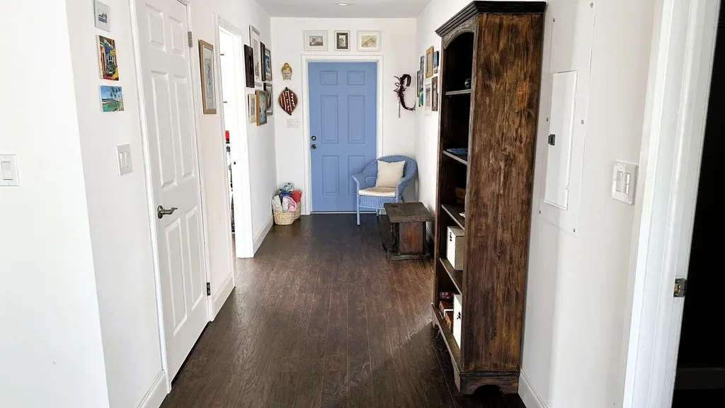 51 Man O War Road Eleuthera BS