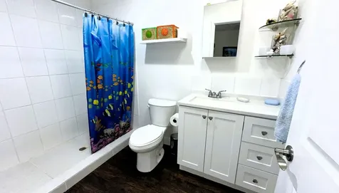 51 Man O War Road Eleuthera BS