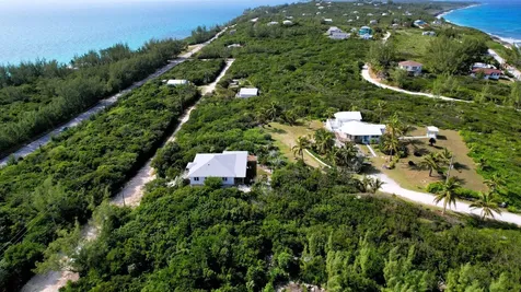 51 Man O War Road Eleuthera BS
