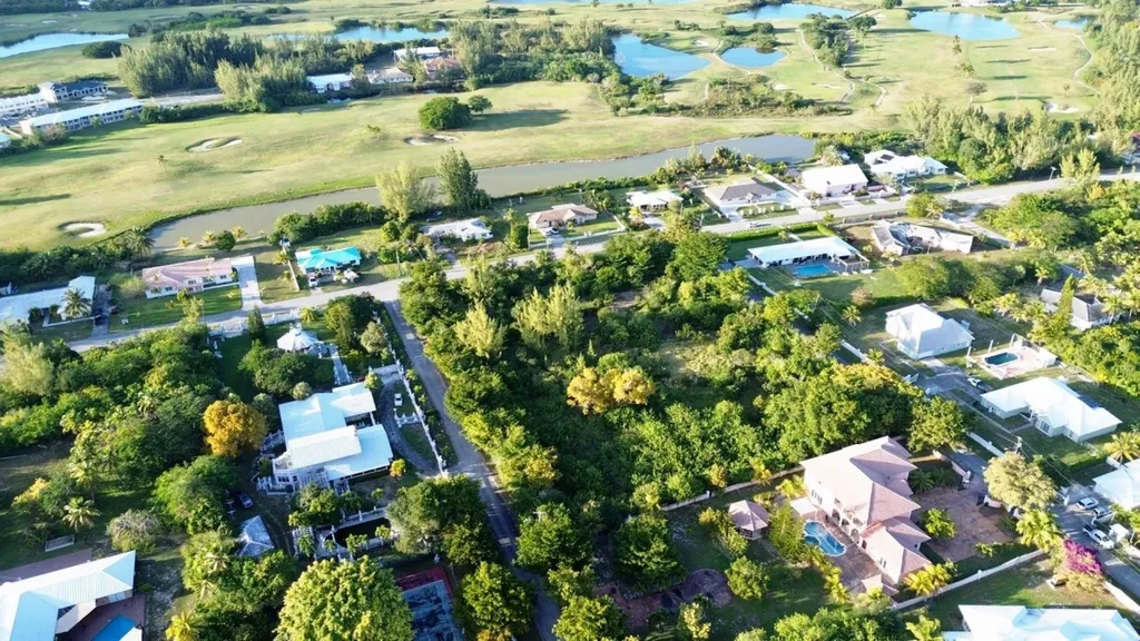 Lot 113, Lucayan Beach Grand Bahama Freeport BS