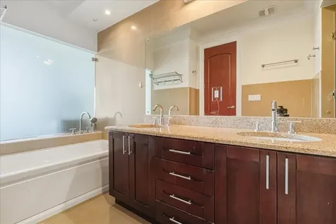 Columbus Cove New Providence Paradise Island BS