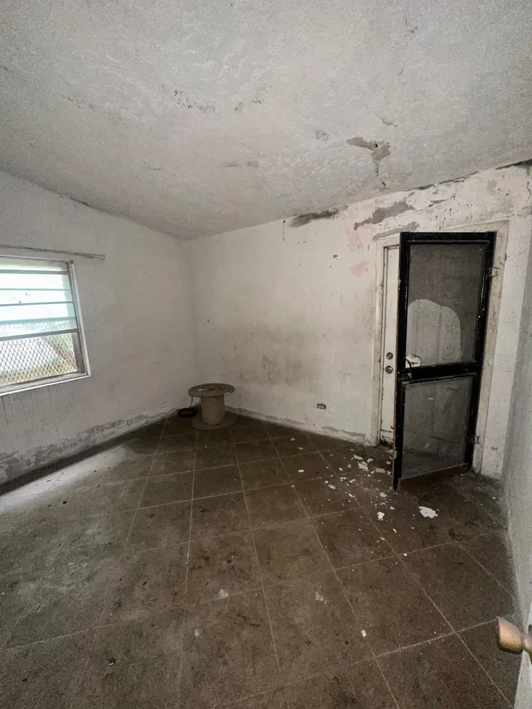 Pinewood Gardens New Providence Paradise Island BS